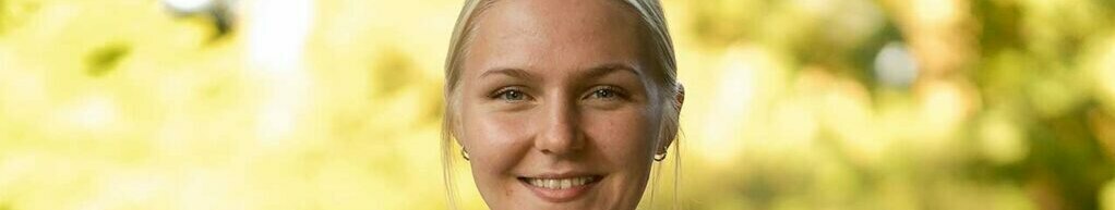 Portrait von Basketballspielerin Jessika Schiffer