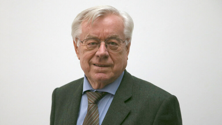 Porträtbild von Otmar Schön