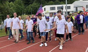Fackellauf auf dem Sportcampus Saar zu den Special Olympics Nationalen Spielen im Saarland
